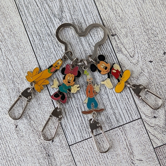 Disney Characters Keychain Metal & Enamel Mickey Head Split Ring w 4 Characters - Picture 11 of 11